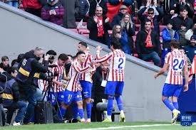 加纳乔夏窗恐离开曼联！转会时间问题，与阿莫林有芥蒂态度两遭警告加纳乔离开曼联恐是时间问题！将帅芥蒂已深，阿莫林两次警告其态度。